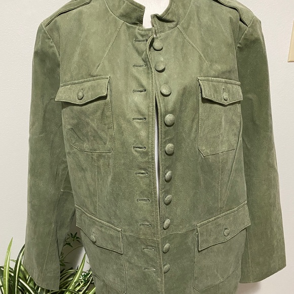 Plus Size 2X Suede Leather Jacket Olive Green Button Up Pockets EUC - Picture 7 of 16